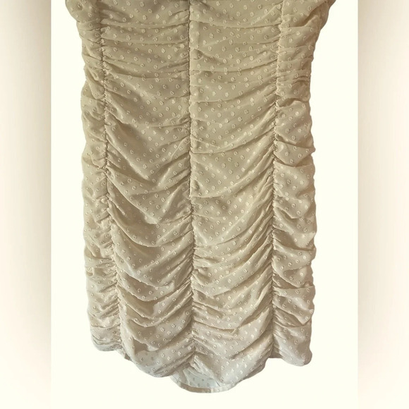NEW Beauty & Grace Cream Dress, Size Medium - Picture 3 of 9